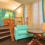 Des Orfevres Отель 3*