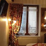 Des Orfevres Hotel