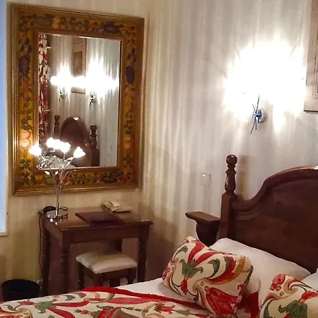 Hotel Grand Dechampaigne Parigi