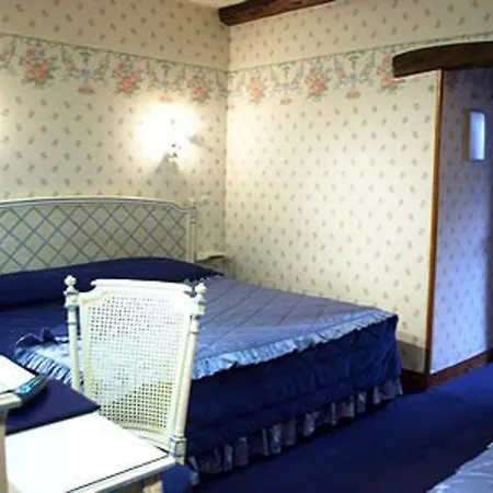 Grand Dechampaigne 3* Parigi