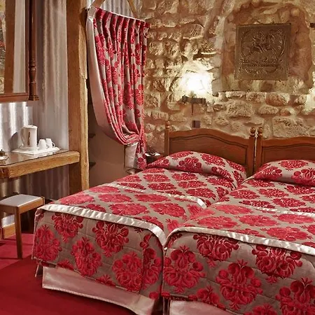 Grand Dechampaigne 3* Parigi