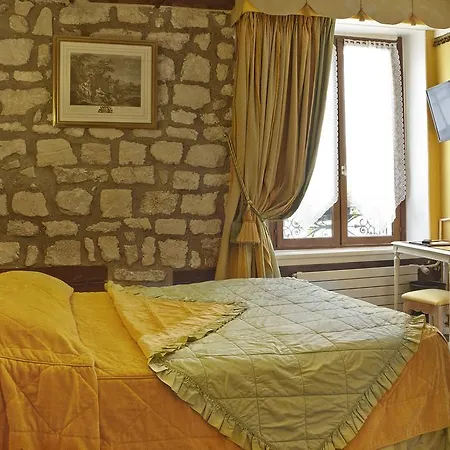 Grand Dechampaigne Szálloda 3*