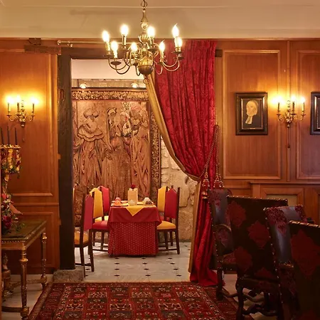 Grand Dechampaigne 3* Parigi