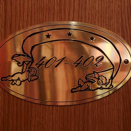 Grand Dechampaigne Hotel Parigi