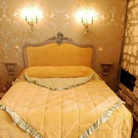 ホテル Grand Dechampaigne 3*