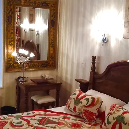 Hotel Grand Dechampaigne 3*