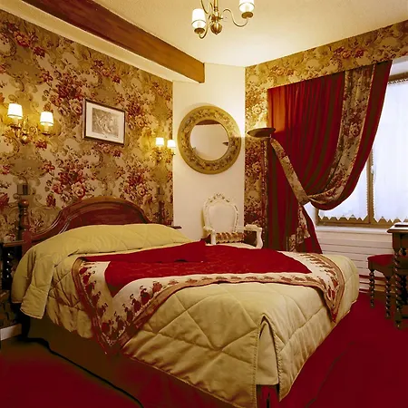 Hotel Grand Dechampaigne 3*