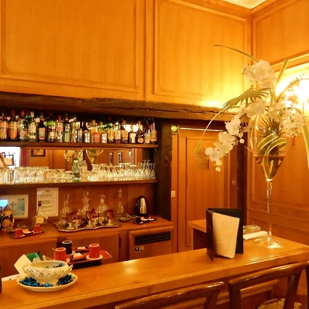 Grand Dechampaigne Hotel Paris