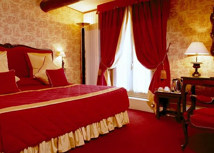 Hotel Grand Dechampaigne 3*