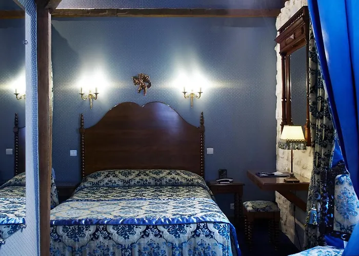 Hotel Grand Dechampaigne 3*