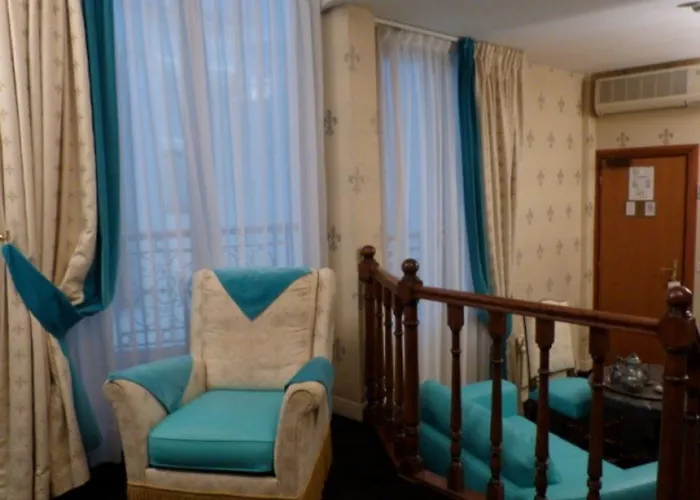 Grand Dechampaigne Parijs