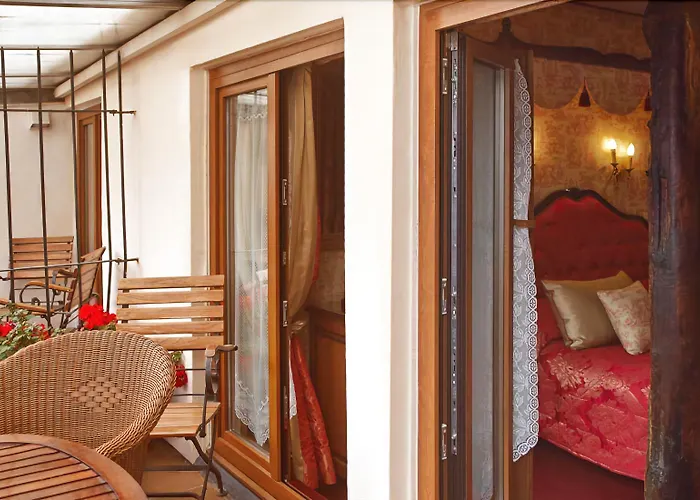 Grand Dechampaigne Hotel 3*