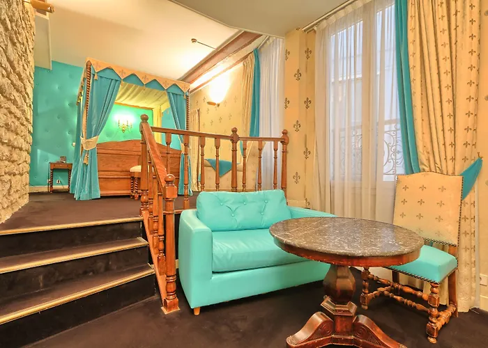 Grand Dechampaigne Hotel 3*