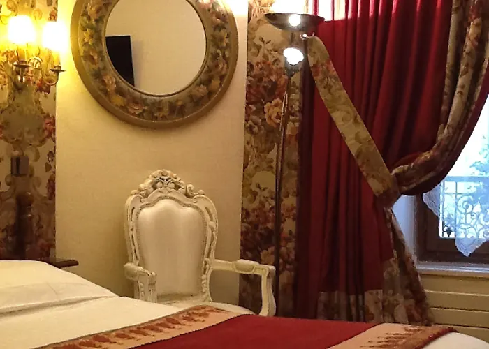 Hotel Grand Dechampaigne Parijs