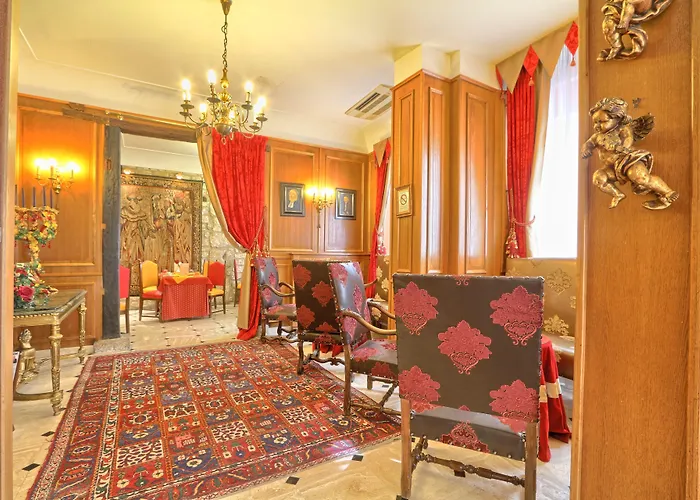 Hotel Grand Dechampaigne Parijs