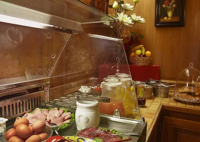 Grand Dechampaigne Hotel Parijs