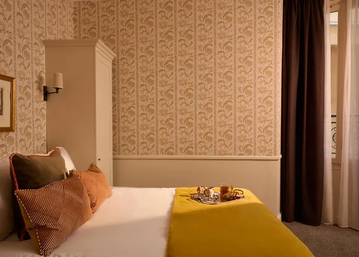 Des Orfevres Hotell 3*